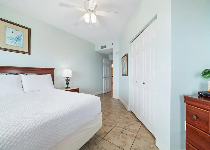 Seawind Unit 1804 Holiday home *